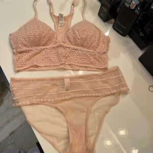 Lace Bralette and Panty Set - Pink